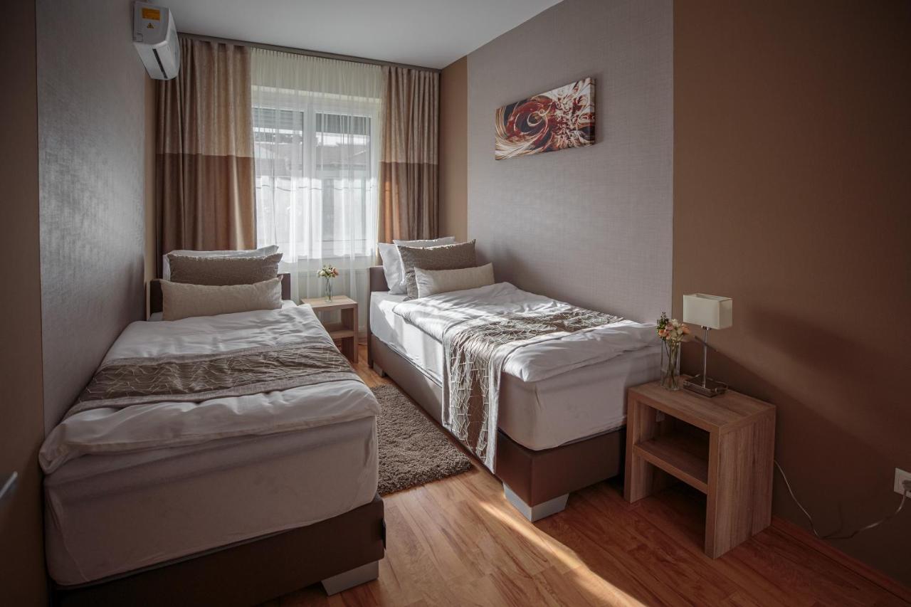Mokka Apartments Мишкольц Экстерьер фото